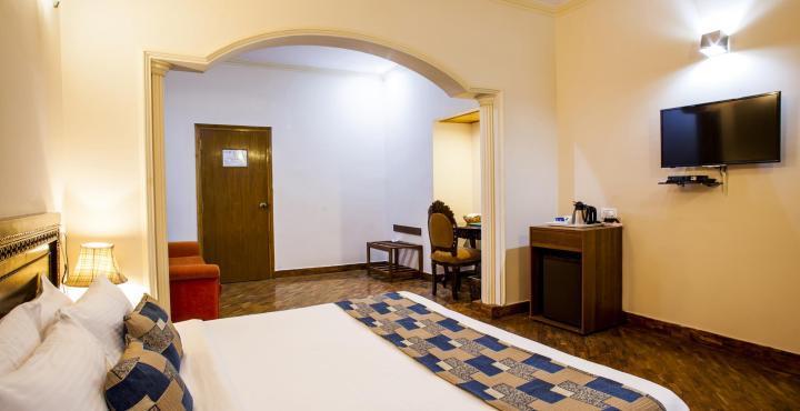 The Naldehra Hotel Shimla Bagian luar foto