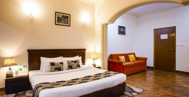 The Naldehra Hotel Shimla Bagian luar foto