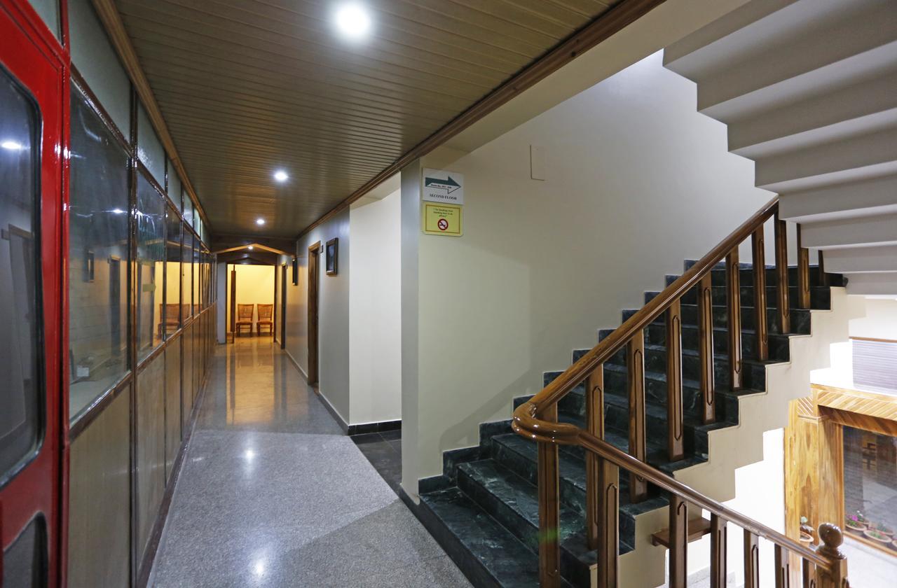 The Naldehra Hotel Shimla Bagian luar foto
