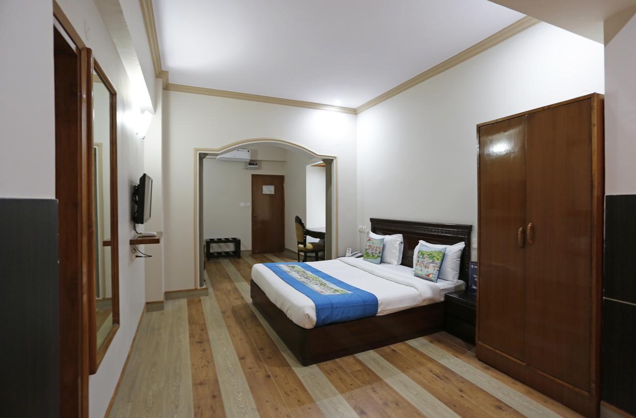 The Naldehra Hotel Shimla Bagian luar foto
